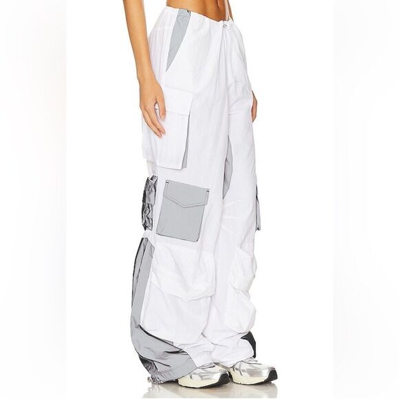 NWT AFRM Etienne Cargo Pant White Grey nylon techno loose fit Revolve L - Picture 2 of 9